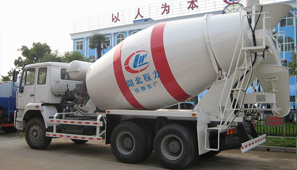 GDP���������L7.8%������������I������������